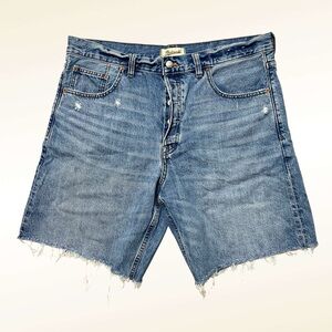 Madewell Essex Long Baggy Jean Shorts Size 31 Distressed Raw Hem Relaxed Fit